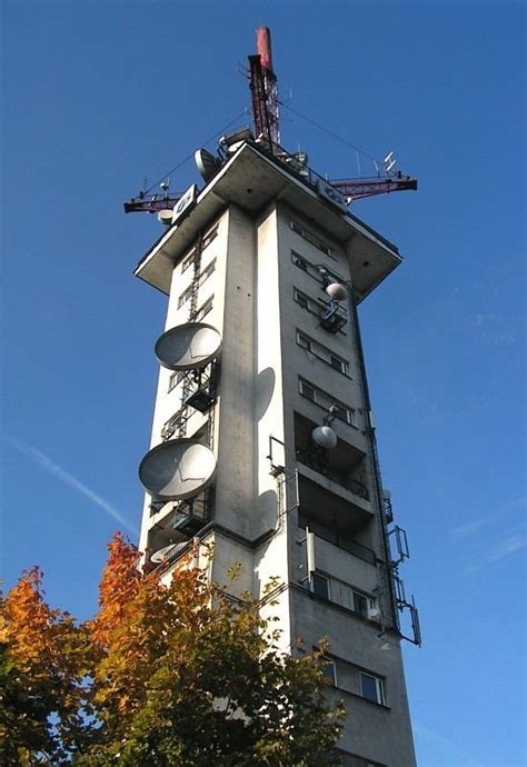 Roma Tower: Monumentalna wieża z historią i zapierającym dech widokiem!