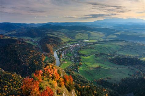 Arshanese Spring: Uzdrowiskowe Wody i Zapierające Tchawicą Krajobrazy!